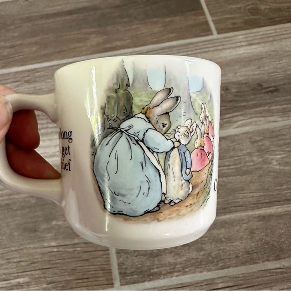 Peter Rabbit Nursery Set by Wedgewood 3 Piece, Bowl, Cup and Plate - Picture 8 of 13